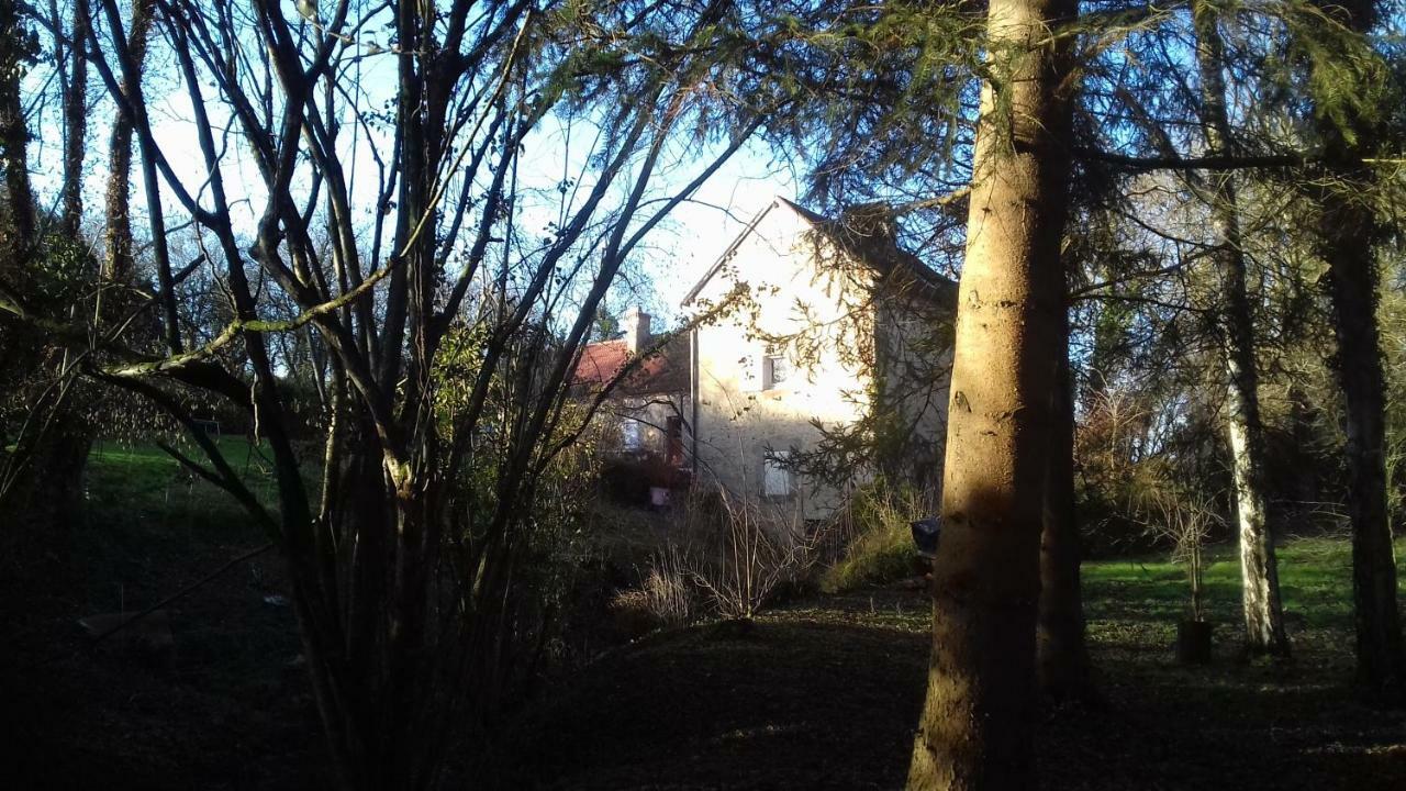 Bed and Breakfast Domaine Pastel Besson Esterno foto